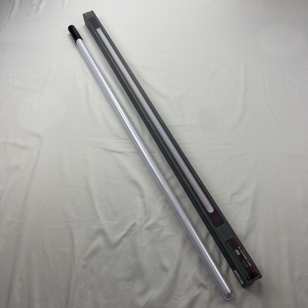 Star Wars Galaxys Edge Savisβ Workshop 36" Legacy Lightsaber Blade